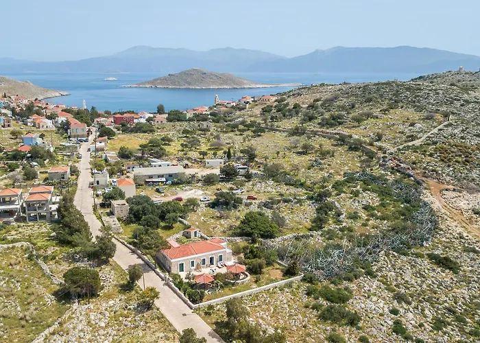 빌라 Lady Stamatias House Chalki Town